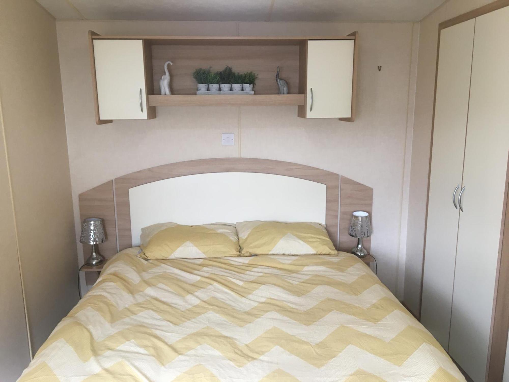 Towyn Six Berth En Suite Caravan Rhyl Buitenkant foto
